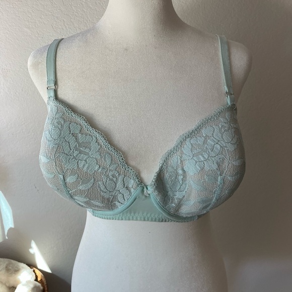Betsey Johnson Soft Blue and White Lacey Underwire Bra 36DD - Picture 1 of 11